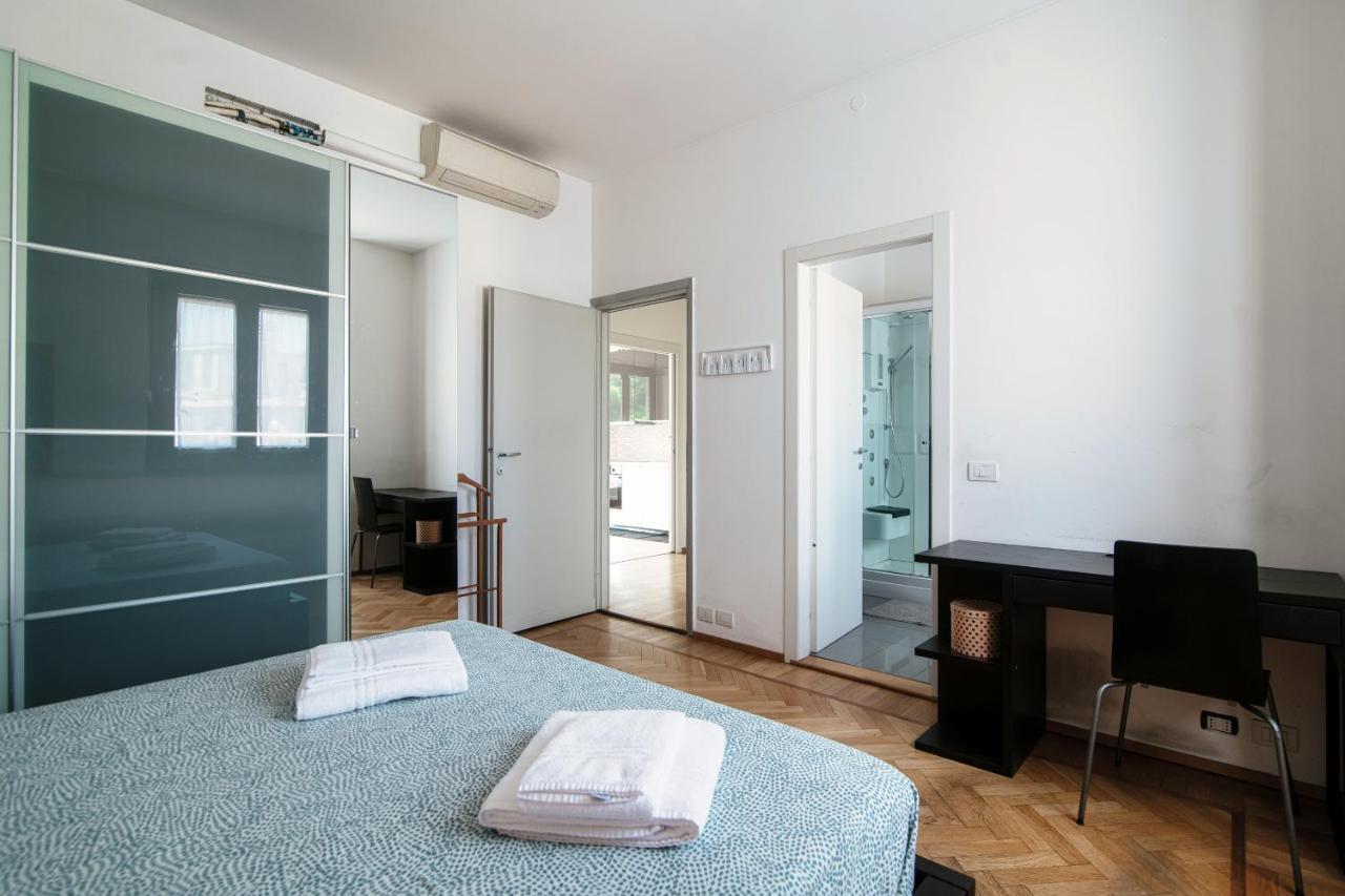 Lake View - Downtown Como Apartment Luaran gambar